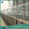 BTO-22 galvanizado CBT-65 Razor Barbed Wire Segurança Esgrima Galvanizado Fio Concertina Fio de Segurança de Lâmina